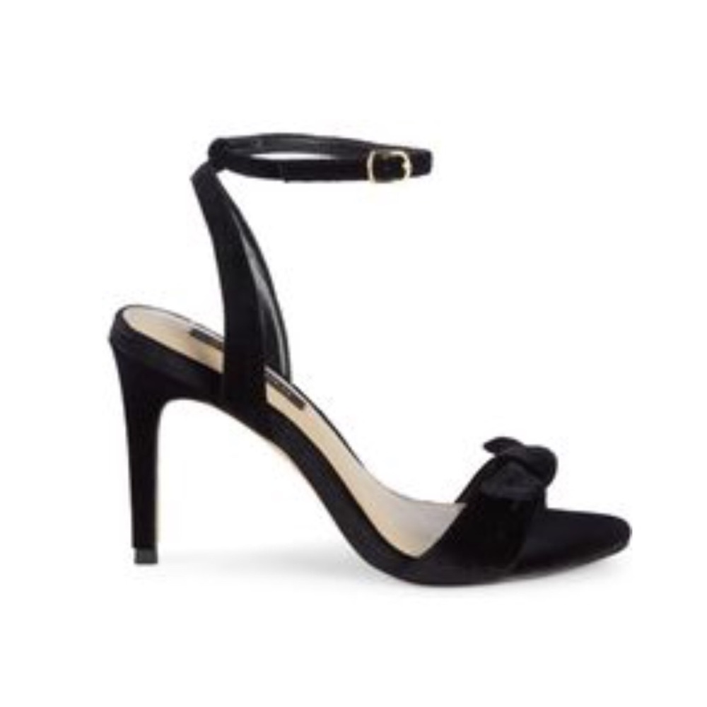 Ava & Aiden Charlee Velvet Bow Slingback Heels - Picture 7 of 7